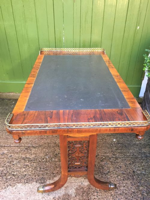 fig 2. C19th William IV period rosewood writing or library table in the manner of Gillows of Lancaster and London.