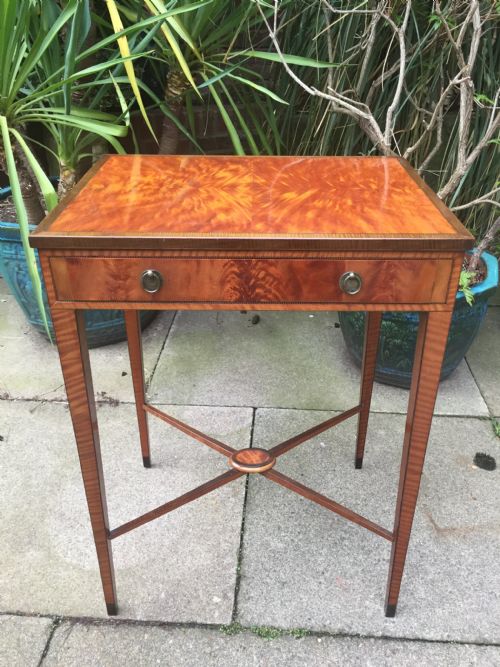 fig 1. Fine quality late C19th satinwood side table in the late Georgian period style.
