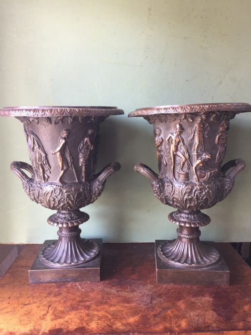 fig 1. Pair of late C19th French bronze 'Grand Tour' souvenir reductions of the Medici vase.