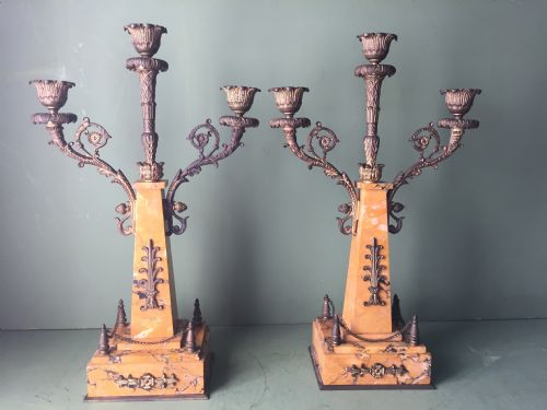 LATE C19TH FRENCH NAPOLEON III PERIOD EMPIRE STYLE SIENA MARBLE AND ORMOLU CLOCK GARNITURE - ADDITIONAL PHOTO 30