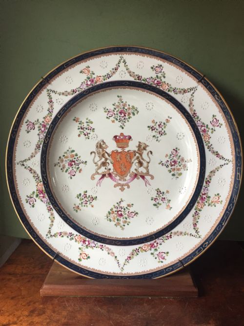 fig 1. Large mid C19th Armorial porcelain dish by Samson of Paris in the C18th Chinese export style.