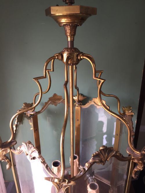 LATE C19TH FRENCH GILDED BRASS ROCOCO STYLE HEXAGONAL HANGING HALL LANTERN OF C18TH REGENCE PERIOD DESIGN - ADDITIONAL PHOTO 16