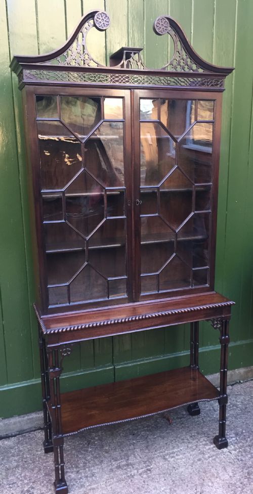 LATE C19TH CHIPPENDALE REVIVAL MAHOGANY ASTRAGAL GLAZED CABINETONSTAND - ADDITIONAL PHOTO 11