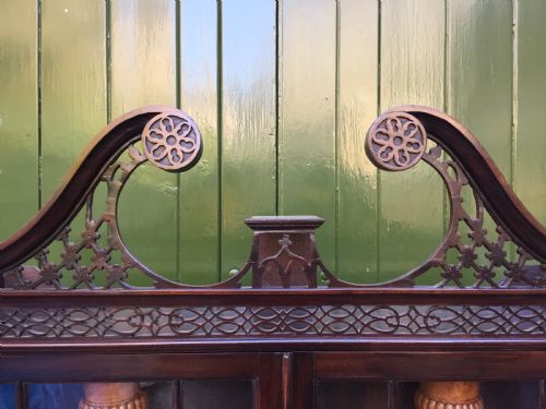 LATE C19TH CHIPPENDALE REVIVAL MAHOGANY ASTRAGAL GLAZED CABINETONSTAND - ADDITIONAL PHOTO 14