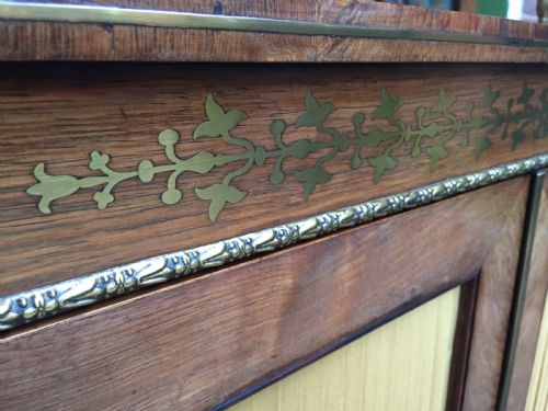 FINE QUALITY EARLY C19TH REGENCY PERIOD BRASSINLAID ROSEWOOD CHIFFONIER - ADDITIONAL PHOTO 8