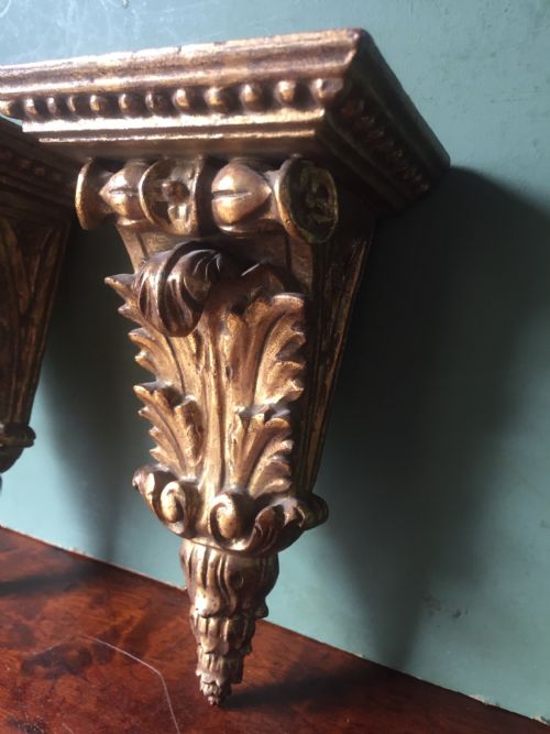fig 1. Finely carved pair of early C20th Italian giltwood display brackets or corbels.