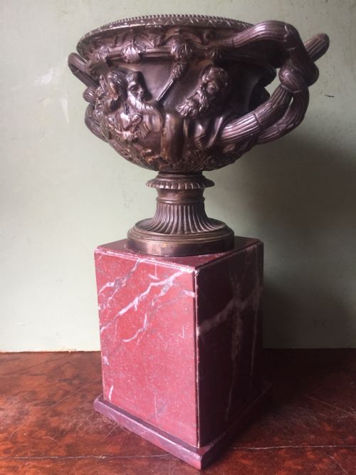 C19TH BRONZE 'GRAND TOUR' SOUVENIR BRONZE REDUCTION AFTER THE ANTIQUE OF THE WARWICK VASE - ADDITIONAL PHOTO 2