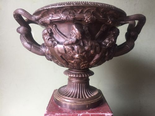 C19TH BRONZE 'GRAND TOUR' SOUVENIR BRONZE REDUCTION AFTER THE ANTIQUE OF THE WARWICK VASE - ADDITIONAL PHOTO 12