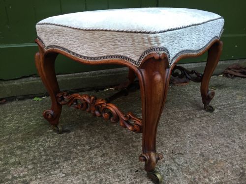 Unusual Mid C19th Victorian Period Carved Rosewood Cabriole-legged Dressing or Foot Stool.
