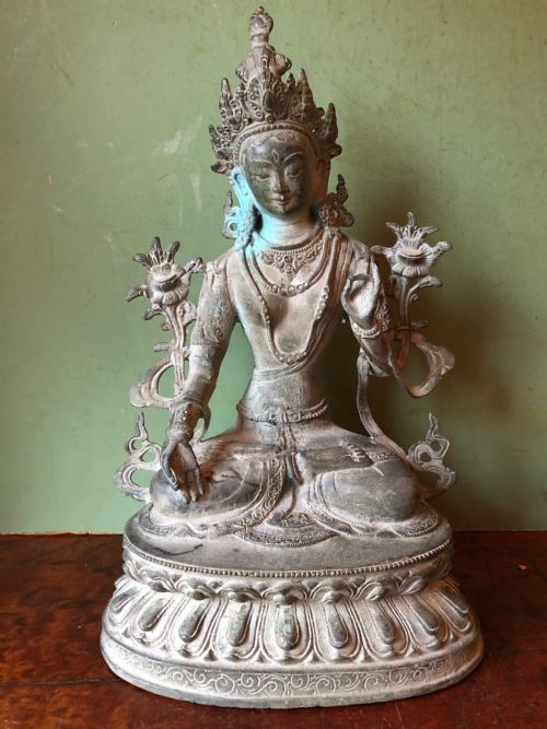 Late C19th/early C20th Sino-tibetan Cast Bronze Figure of Tara.