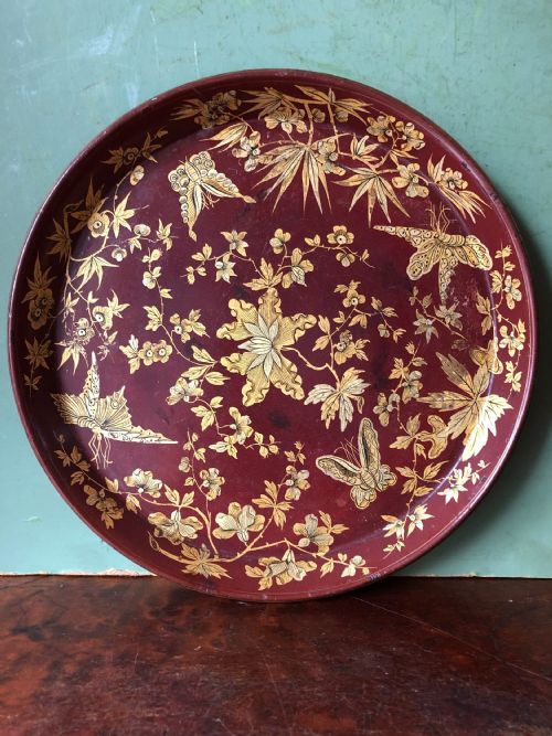 fig 1. Early C19th Regency period maroon and gilt papier-mâché circular tray by Clay , London.