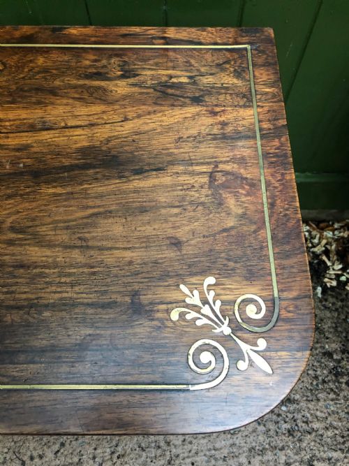 EARLY C19TH REGENCY PERIOD BRASSINLAID ROSEWOOD FOLDOVER CARD OR GAMING TABLE - ADDITIONAL PHOTO 4