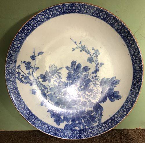 Late C19th Japanese Meiji Period Arita Porcelain Charger with Blue and White Floral Decoration.
