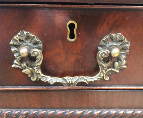 IMPOSING C19TH CHIPPENDALEREVIVAL STYLE MAHOGANY DOUBLESIDED LIBRARY DESK - ADDITIONAL PHOTO 8