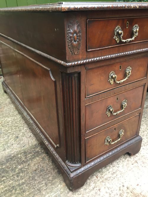 IMPOSING C19TH CHIPPENDALEREVIVAL STYLE MAHOGANY DOUBLESIDED LIBRARY DESK - ADDITIONAL PHOTO 4