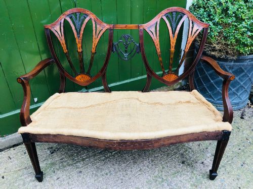 LATE C19TH HEPPLEWHITE REVIVAL GEORGE III PERIOD STYLE MAHOGANY CHAIRBACK SETTEE - ADDITIONAL PHOTO 14