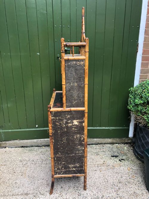 LATE C19TH CHINOISERIE BAMBOO AND LACQUER PAGODATOPPED ESCRITOIRE CABINET - ADDITIONAL PHOTO 7