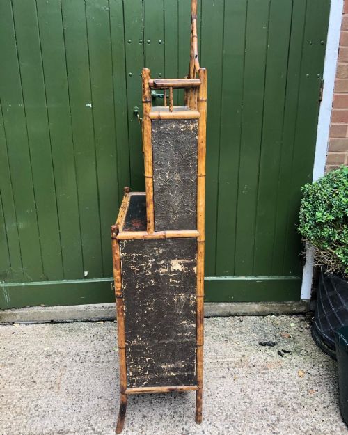 LATE C19TH CHINOISERIE BAMBOO AND LACQUER PAGODATOPPED ESCRITOIRE CABINET - ADDITIONAL PHOTO 17