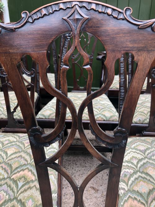 SET OF 8 EARLY C20TH CARVED MAHOGANY DINING CHAIRS IN THE MID C18TH CHIPPENDALE PERIOD STYLE - ADDITIONAL PHOTO 5