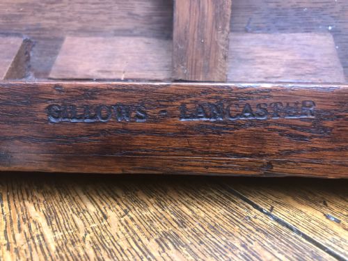PAIR OF EARLY C19TH REGENCY PERIOD OAK HALL OR FOOTMANS CHAIRS BY GILLOWS OF LANCASTER - ADDITIONAL PHOTO 11