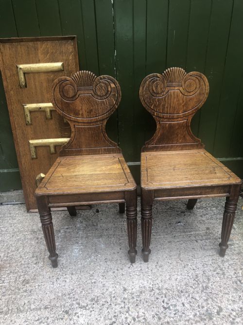 PAIR OF EARLY C19TH REGENCY PERIOD OAK HALL OR FOOTMANS CHAIRS BY GILLOWS OF LANCASTER - ADDITIONAL PHOTO 19