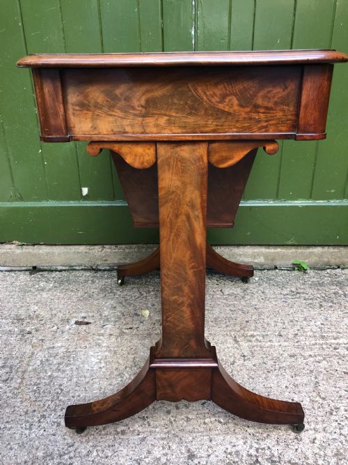 EARLY C19TH GEORGE IV PERIOD MAHOGANY SEWING OR WORKTABLE - ADDITIONAL PHOTO 7
