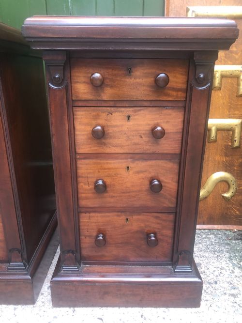 fig 2. Pair of C19th Victorian period mahogany pedestal bedside chests -of-drawers by Maple.