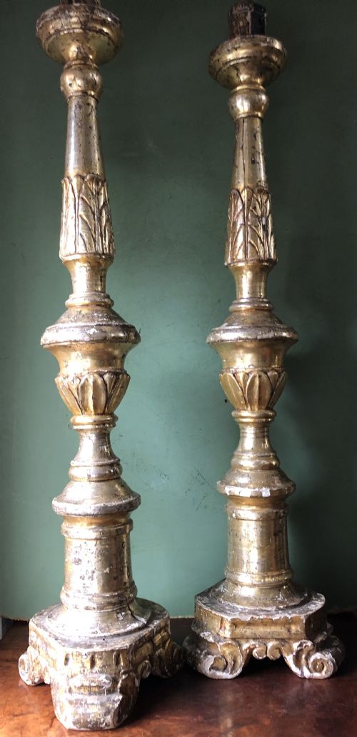 PAIR OF TALL LATE C18TH EARLY C19TH ITALIAN VENETIANSTYLE GILTWOOD AND SILVERED MECCA ALTARTYPE CANDLESTICKS - ADDITIONAL PHOTO 10