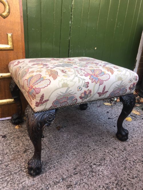 LATE C19TH EARLY C20TH CARVED WALNUT RECTANGULAR STOOL OF EARLY C18TH GEORGE II PERIOD DESIGN - ADDITIONAL PHOTO 1