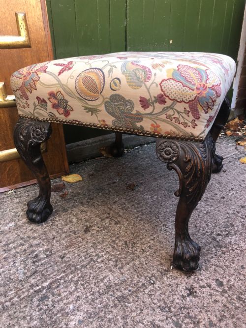 LATE C19TH EARLY C20TH CARVED WALNUT RECTANGULAR STOOL OF EARLY C18TH GEORGE II PERIOD DESIGN - ADDITIONAL PHOTO 5