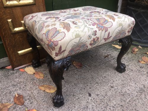 LATE C19TH EARLY C20TH CARVED WALNUT RECTANGULAR STOOL OF EARLY C18TH GEORGE II PERIOD DESIGN - ADDITIONAL PHOTO 15