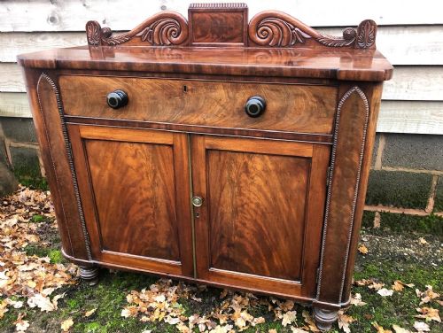 EARLY C19TH WILLIAM IV PERIOD MAHOGANY SERVING BUFFET OF UNUSUAL DESIGN - ADDITIONAL PHOTO 14