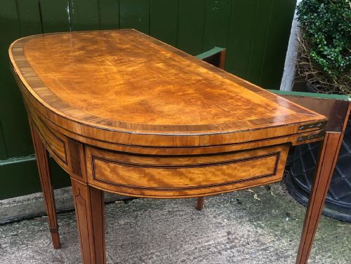LATE C18TH GEORGE III PERIOD ROSEWOOD CROSSBANDED SATINWOOD FOLDOVER CARD TABLE - ADDITIONAL PHOTO 8