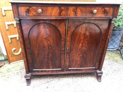FINE QUALITY EARLY C19TH ENGLISH EMPIRE STYLE MAHOGANY SIDE CABINET ATTRIBUTED TO SJAMAR LONDON - ADDITIONAL PHOTO 13