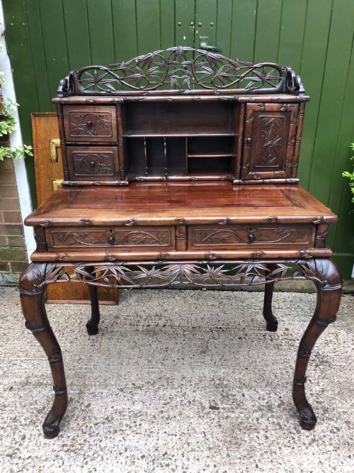 Superior Quality Late C19th/ Early C20th Chinese Qing Dynasty Carved Hardwood Writing Table.