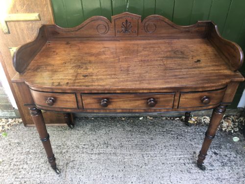EARLY C19TH REGENCY PERIOD MAHOGANY SIDE TABLE OF EXCEPTIONAL COLOUR AND PATINA - ADDITIONAL PHOTO 3