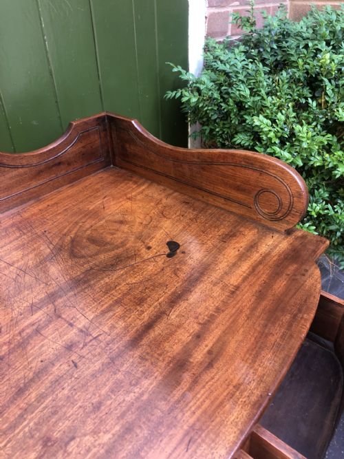 EARLY C19TH REGENCY PERIOD MAHOGANY SIDE TABLE OF EXCEPTIONAL COLOUR AND PATINA - ADDITIONAL PHOTO 15