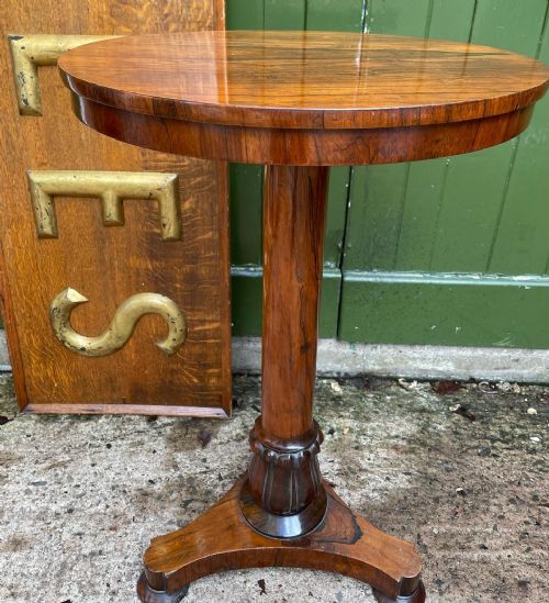 Early C19th William IV Period Circular Rosewood Lamp or Occasional Table.