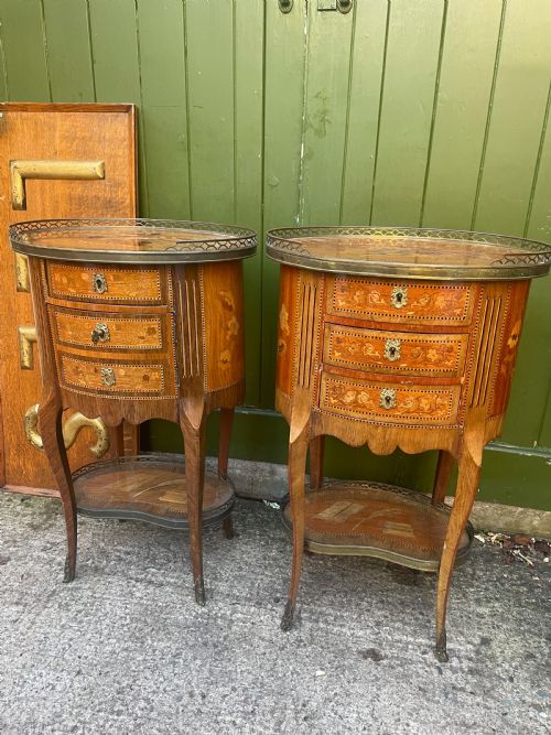 fig 1. Pair of late C19th French marquetry inlaid and ormolu mounted ‘tables-en-chiffonniere’.