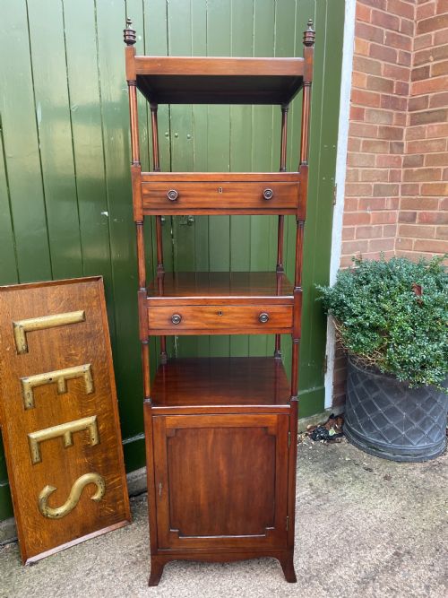 ELEGANT LATE C18TH GEORGE III PERIOD MAHOGANY ETAGERE OF UNUSUAL FORMAT - ADDITIONAL PHOTO 12