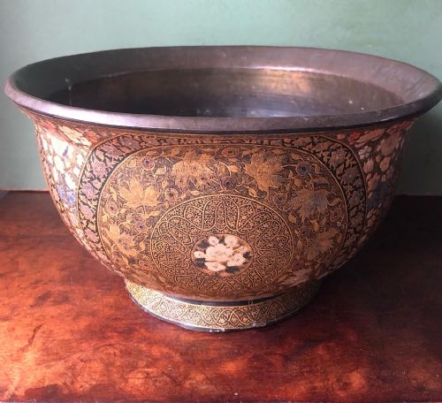 Late C19th / Early C20th Indian Kashmiri Papier-mâché Bowl or Jardiniere ..