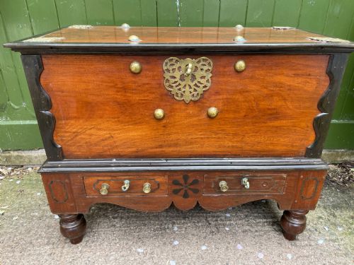 C19TH DUTCH COLONIAL TEAK AND EBONY BRASSMOUNTED CHEST OR TRUNK ON STAND - ADDITIONAL PHOTO 13