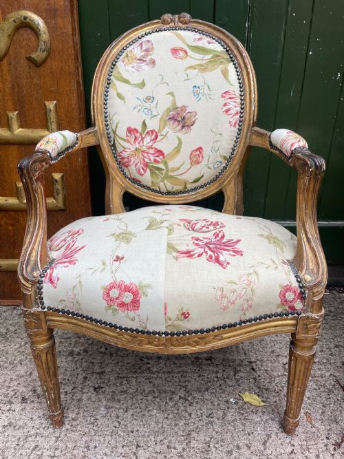 PAIR OF MID C19TH FRENCH GILTWOOD SALON ARMCHAIRS IN THE C18TH LOUIS XVI STYLE - ADDITIONAL PHOTO 2