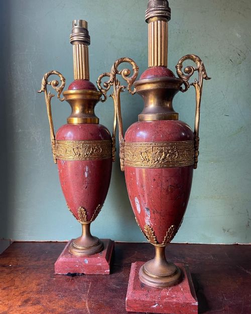 PAIR OF C19TH FRENCH ORMOLUMOUNTED ROUGE MARBLE LAMPS - ADDITIONAL PHOTO 3