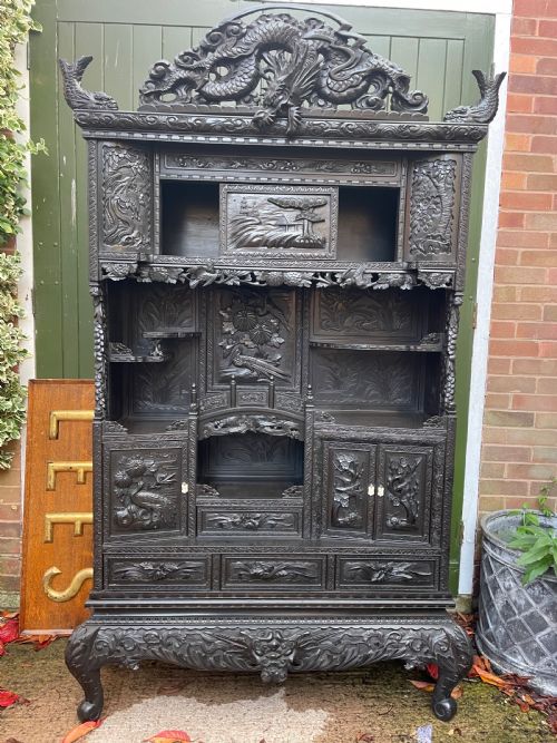 EARLY C20TH JAPANESE TAISHO ERA CARVED AND EBONISED SHODANA OR DISPLAY CABINET ON STAND - ADDITIONAL PHOTO 12