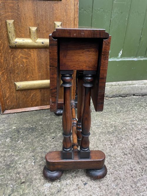 fig 1. Early C19th George IV period miniature rosewood rectangular drop-leaf ‘Sutherland’ table by Gillows of Lancaster. 