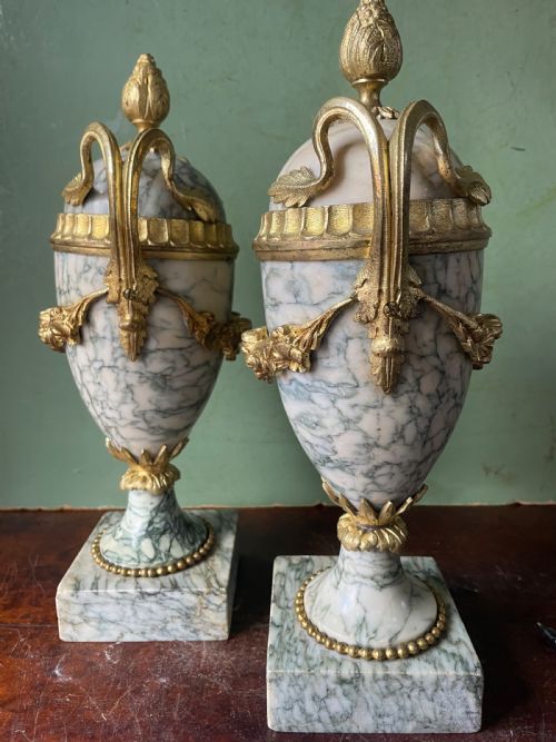 PAIR LATE C19TH EARLY C20TH FRENCH ORMOLUMOUNTED VERDE MARE MARBLE VASES - ADDITIONAL PHOTO 4