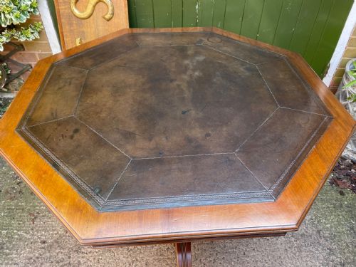 LATE C19TH OCTAGONAL WALNUT REFORMED GOTHIC STYLE WALNUT CENTRE OR LIBRARY TABLE RETAINING THE ORIGINAL TOOLED MOROCCAN LEATHER INSET TOP - ADDITIONAL PHOTO 15