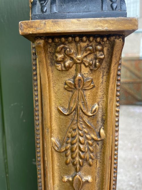 A STYLISH EARLY C19TH REGENCY PERIOD GILTWOOD FRAMED OVERMANTEL MIRROR IN THE FASHIONABLE RETOUR DEGYPTE TASTE OF THE ERA - ADDITIONAL PHOTO 4