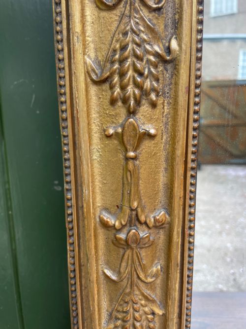 A STYLISH EARLY C19TH REGENCY PERIOD GILTWOOD FRAMED OVERMANTEL MIRROR IN THE FASHIONABLE RETOUR DEGYPTE TASTE OF THE ERA - ADDITIONAL PHOTO 5